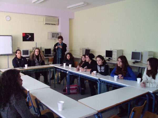 Φωτογραφίες από τη στρογγυλή τράπεζα "Διατροφή και έφηβος""