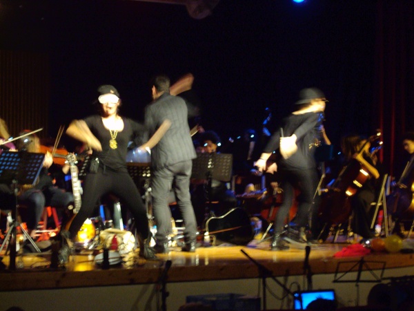 Μ.Σ. Αλίμου-Κατσαρίδα-συναυλία στο ΜΣΘ