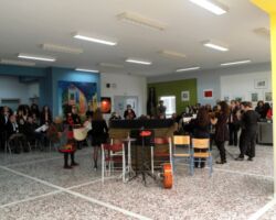 Μουσικό πρόγραμμα που πλαισίωσε την εικαστική έκθεση Μουσικό πρόγραμμα που πλαισίωσε την εικαστική έκθεση