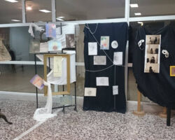 Μάρτιος 2017 - Έκθεση εικαστικών από το σύνολο "Ασκήσεις Ύφους" Μάρτιος 2017 - Έκθεση εικαστικών από το σύνολο "Ασκήσεις Ύφους"