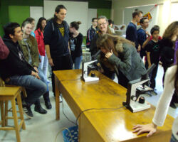 Το σύνολο "Μουσικές του Κόσμου" στο Αγρόκτημα Γεωπονικού Τμήματος Α.Π.Θ. Το σύνολο "Μουσικές του Κόσμου" στο Αγρόκτημα Γεωπονικού Τμήματος Α.Π.Θ.