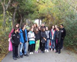 Το Σύνολο "Μουσικές του κόσμου" στην Αμερικάνικη Γεωργική Σχολή Το Σύνολο "Μουσικές του κόσμου" στην Αμερικάνικη Γεωργική Σχολή