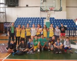 Μάιος 2017 - Σχολικοί αγώνες ποδοσφαίρου και καλαθοσφαίρισης Μάιος 2017 - Σχολικοί αγώνες ποδοσφαίρου και καλαθοσφαίρισης